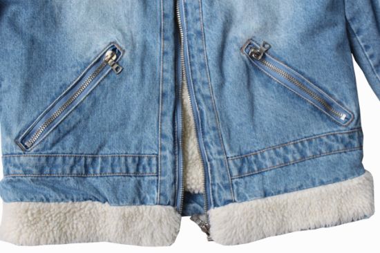 Women′s Light Blue New Fashion Winter Outerwear with Fleece Lining Coat