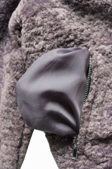 Women′s Winter Coat Boutique Suede Leather Coat