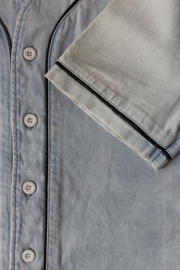 Men′s Collarless Short Sleeves Light Blue Denim Shirt, Cotton Casual Shirt